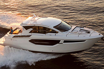 美国Cruisers运动游艇 42 Cantius