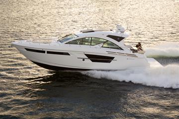 美国Cruisers运动游艇 54 Cantius
