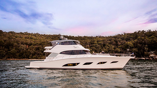 澳大利亚Riviera豪华游艇 68 Sports Motor Yacht
