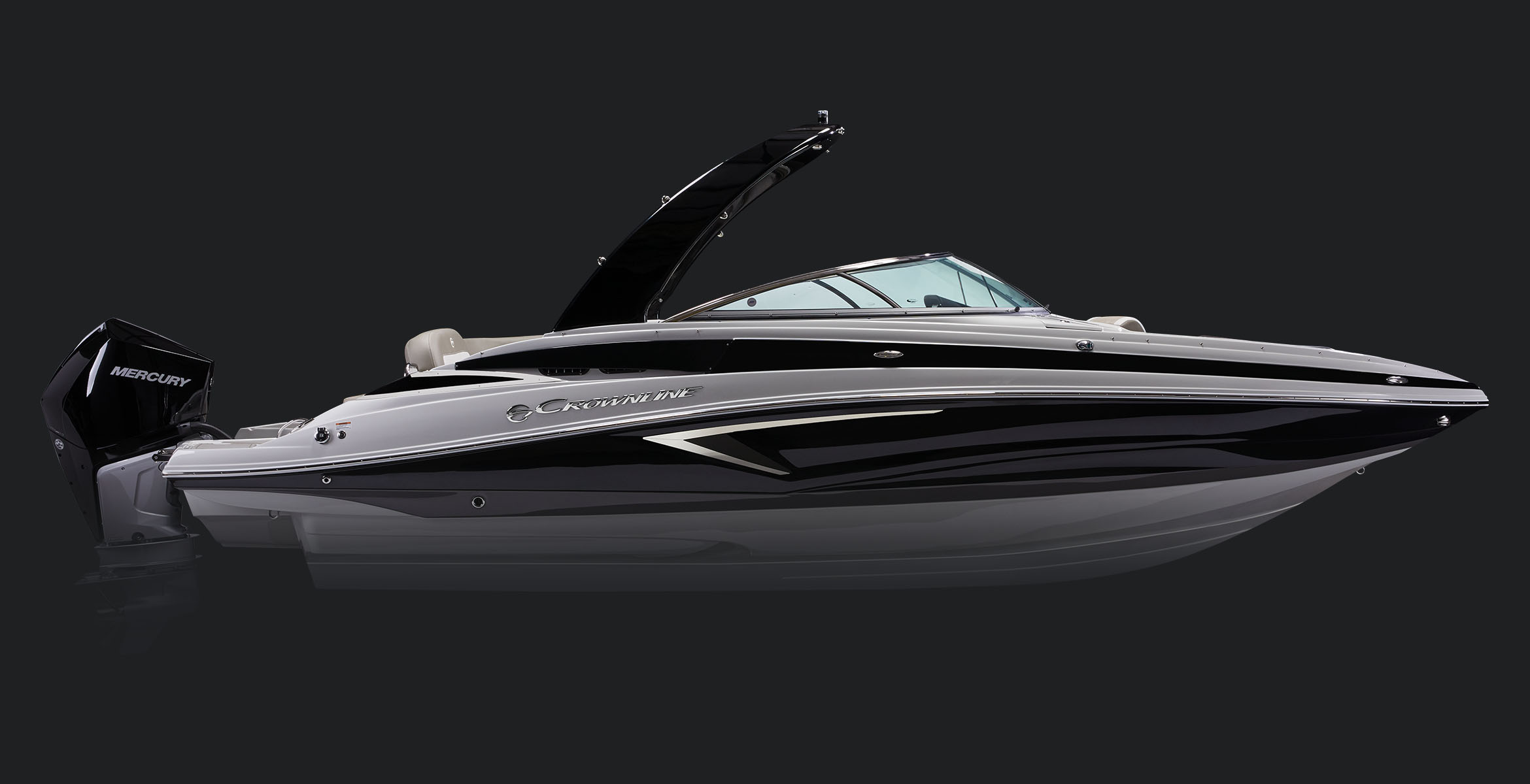 美国Crownline阳光甲板快艇 CROWNLINE E 255 XS