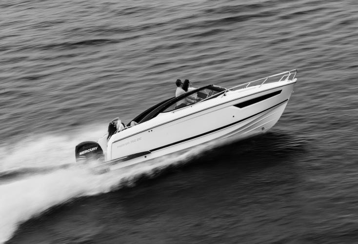 波兰PARKER舱房快艇 PARKER 750 DAY CRUISER