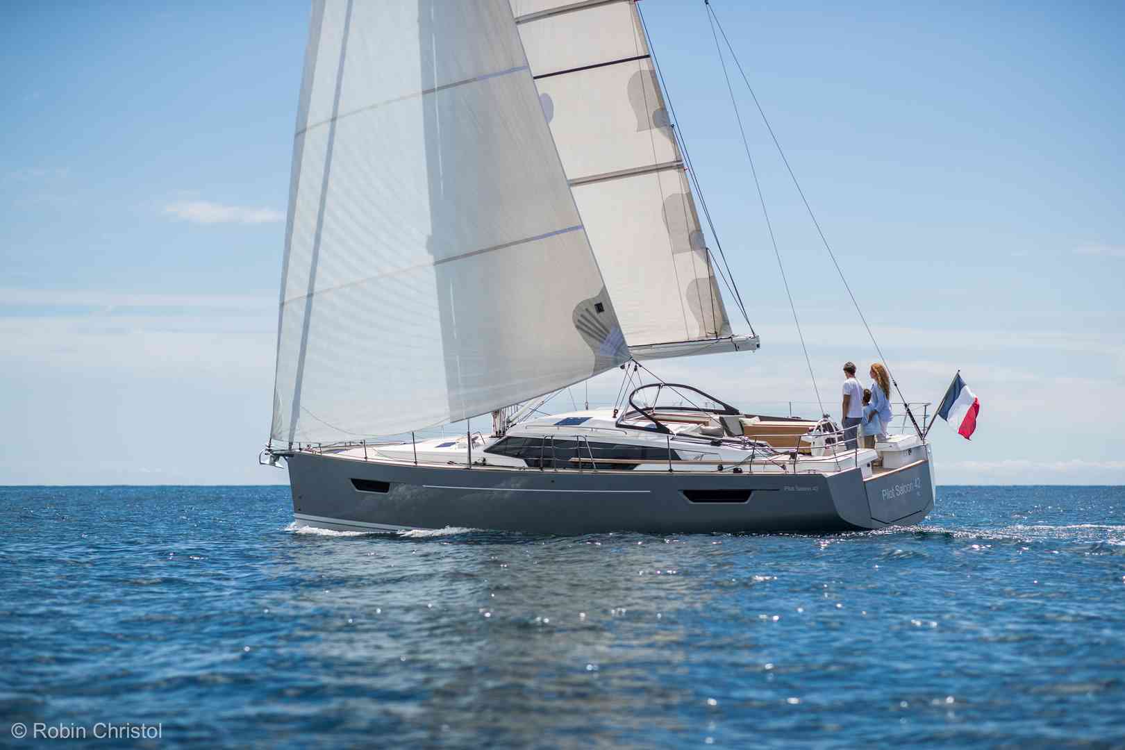 法国wauquiez帆船 PILOT SALOON 42