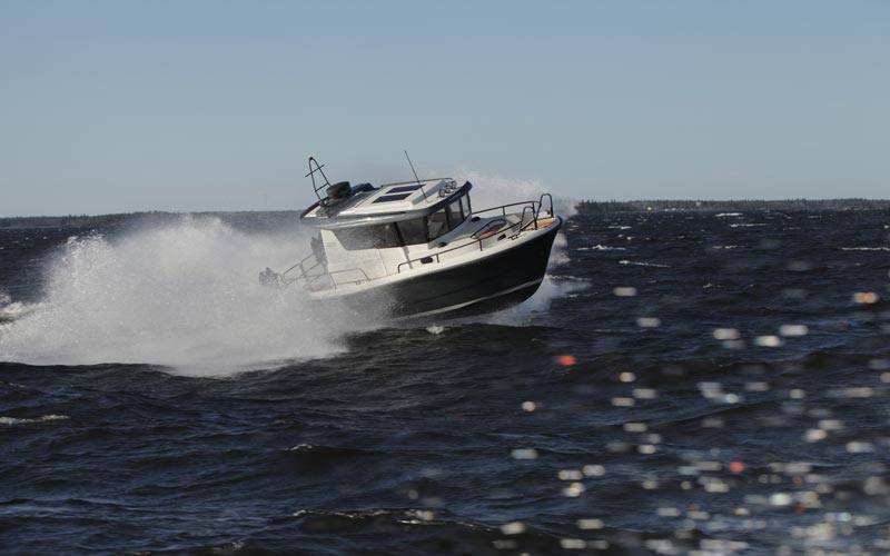 芬兰SARGO带舱巡洋舰 Sargo 25 Explorer